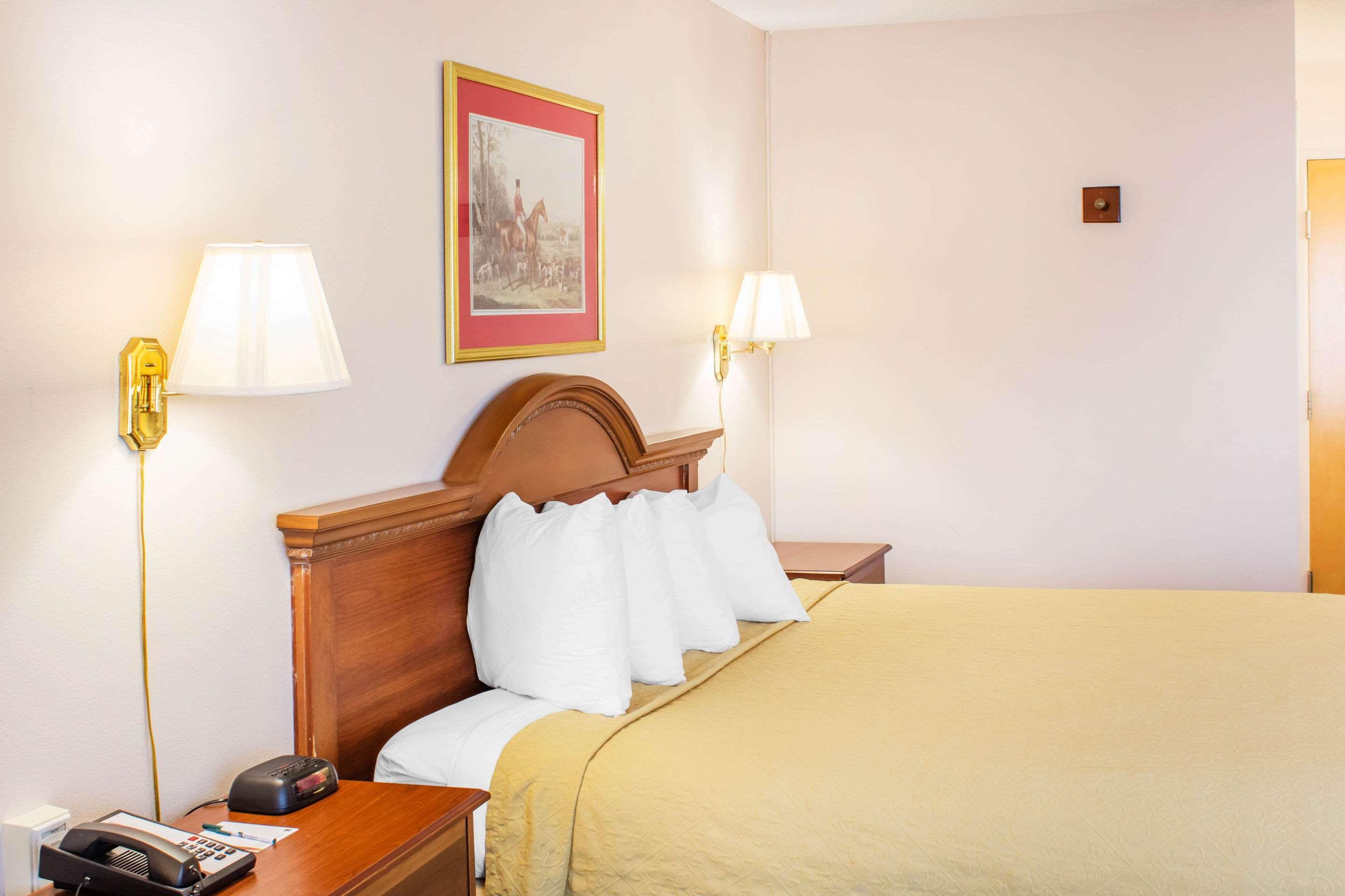 Econo Lodge Raleigh Eksteriør bilde