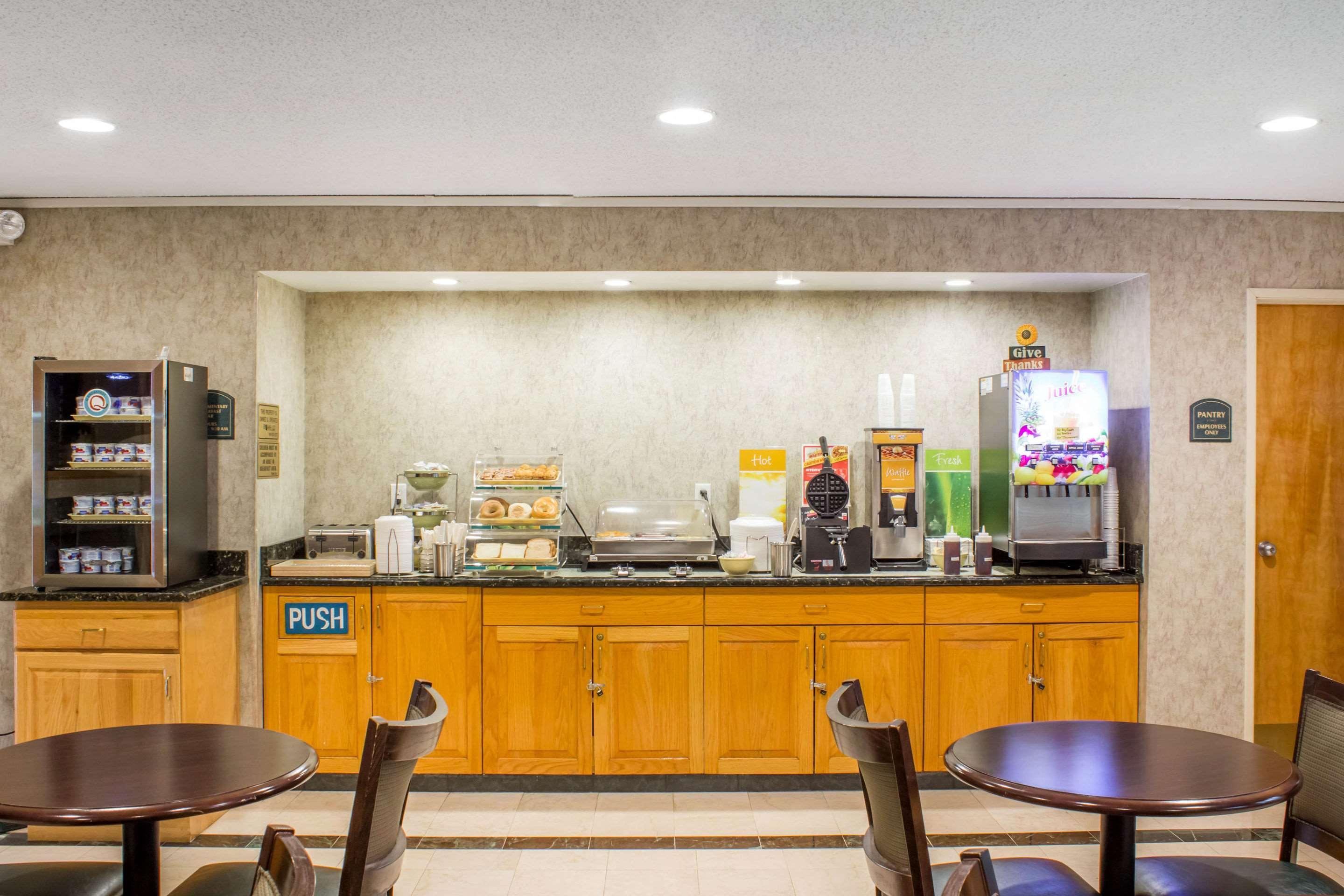 Econo Lodge Raleigh Eksteriør bilde