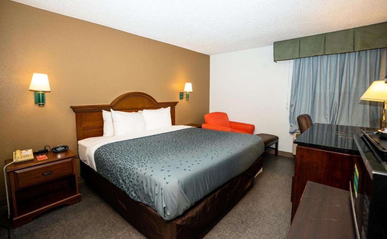 Econo Lodge Raleigh Eksteriør bilde