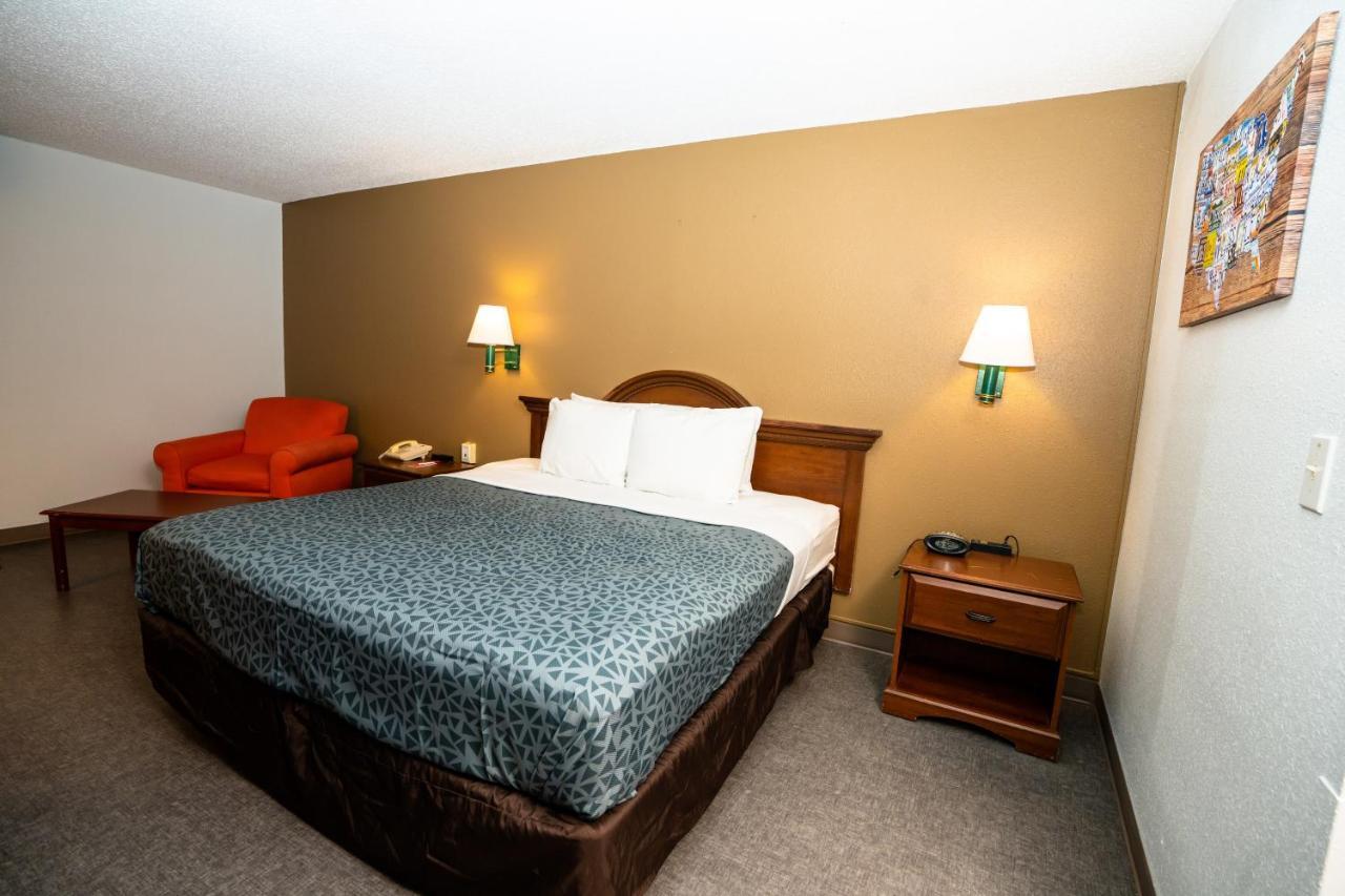 Econo Lodge Raleigh Eksteriør bilde