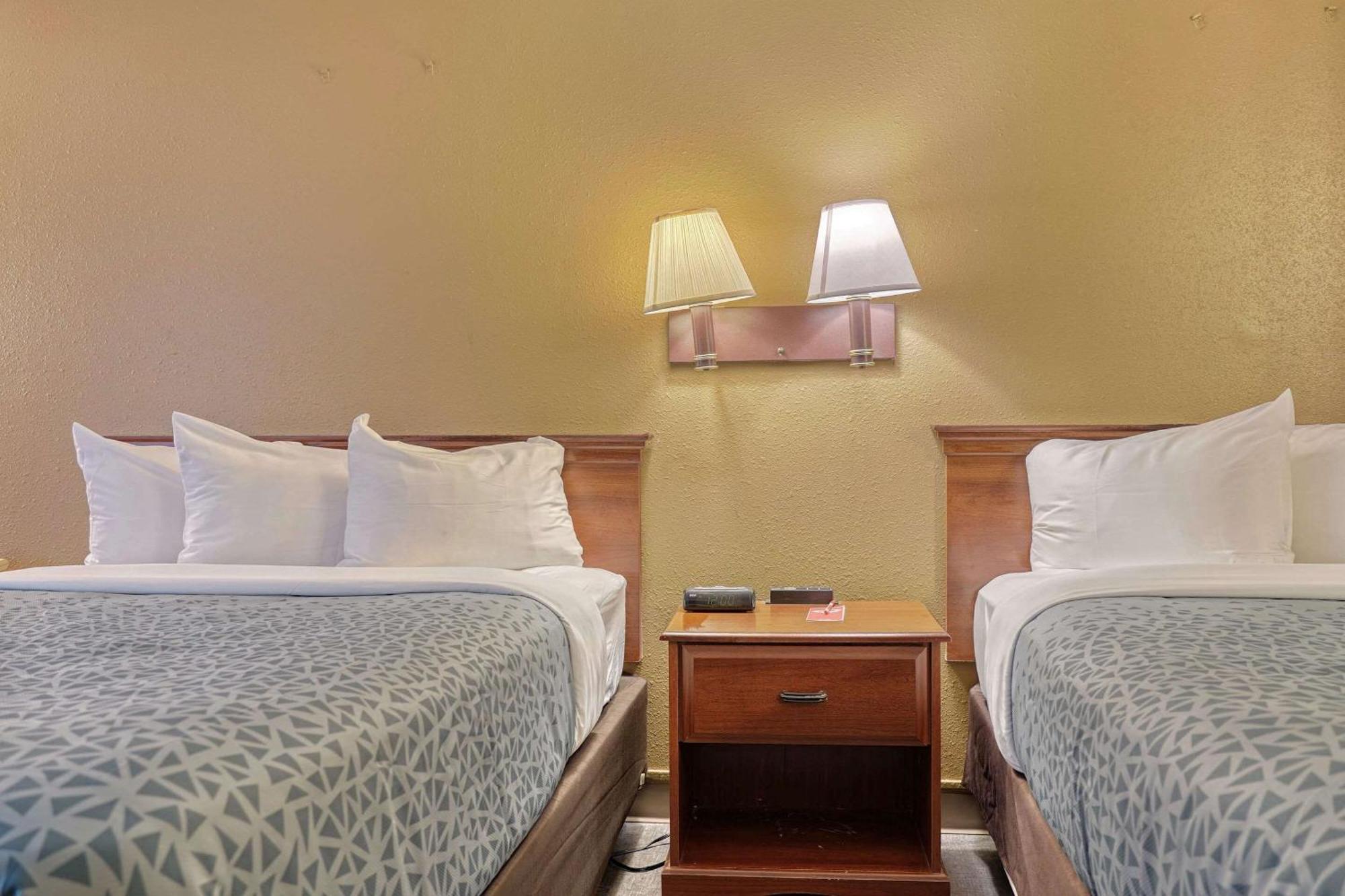 Econo Lodge Raleigh Eksteriør bilde