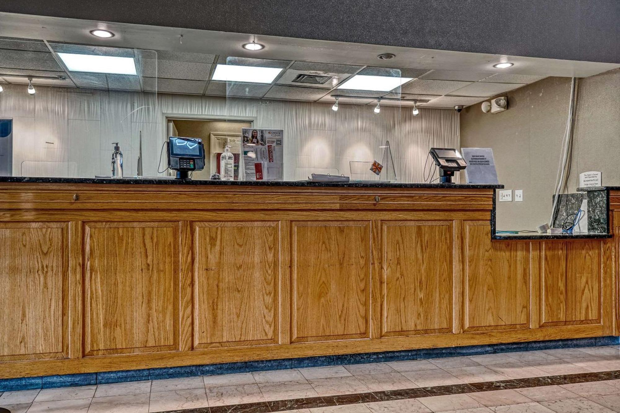 Econo Lodge Raleigh Eksteriør bilde