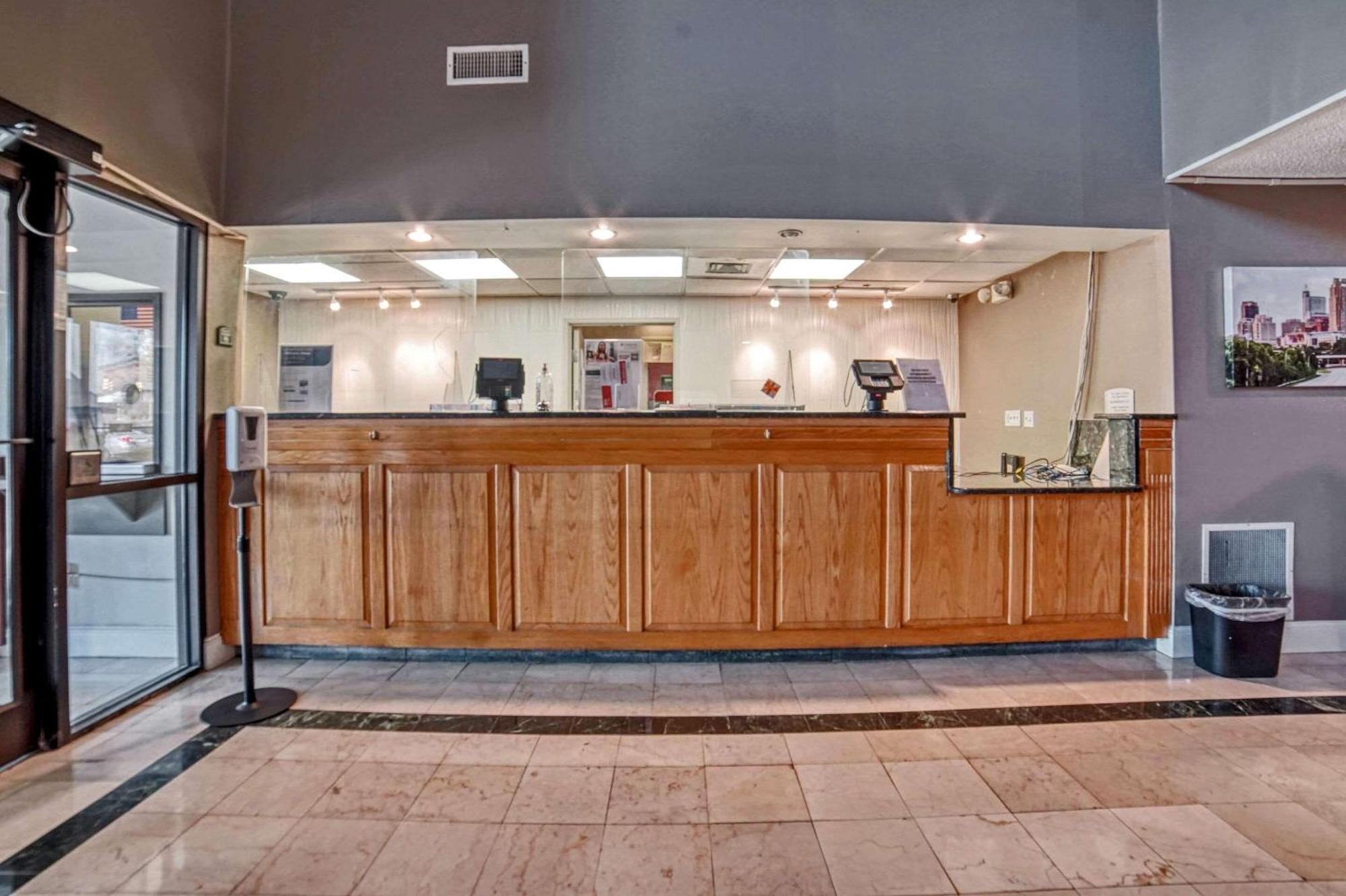 Econo Lodge Raleigh Eksteriør bilde